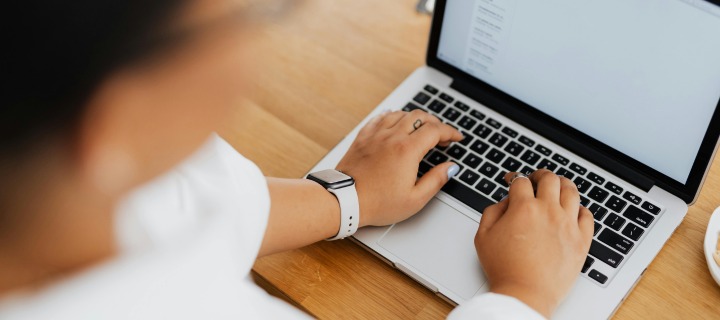Video ads and UGC creative for ecommerce campaigns